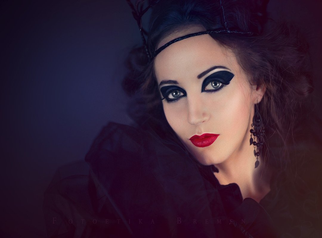 cat eye makeup tips